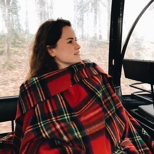 Meet your Posher, Brenna